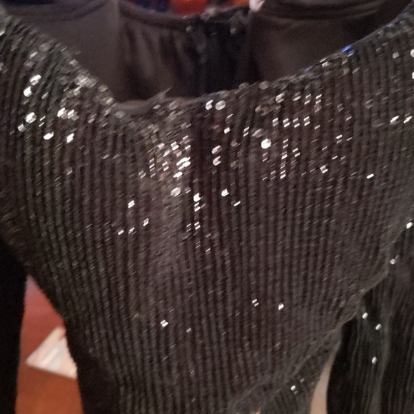 Dress - Picture 2 of 5